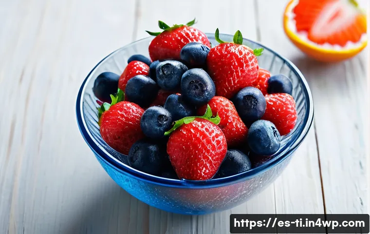 건조 식품의 최신 기술적 접근법 - **Prompt:** A vibrant, high-definition close-up of a bowl filled with beautifully freeze-dried straw...